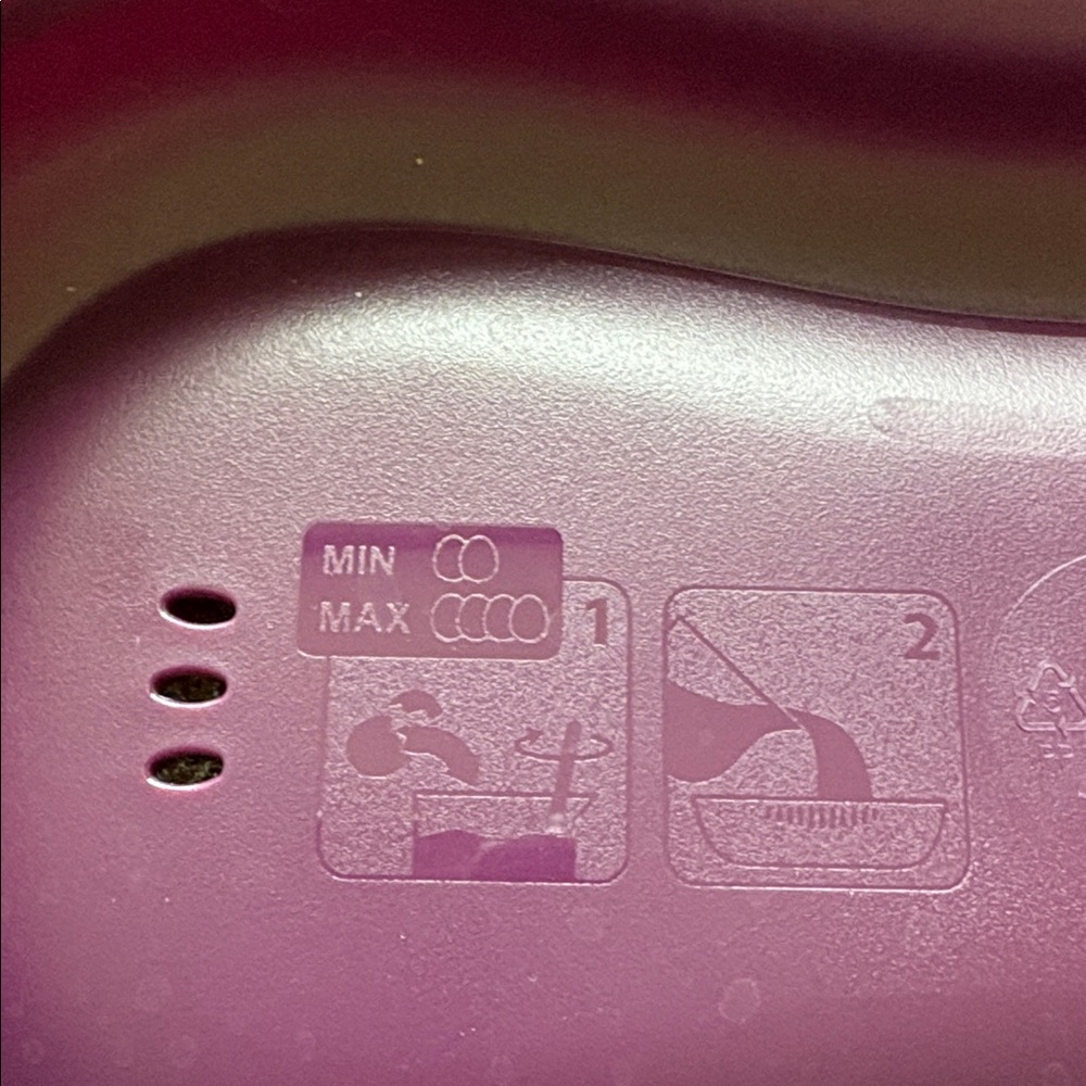 Tupperware Egg Maker Omelette Steamer Rich Purple Cooker Container - Picture 4 of 8